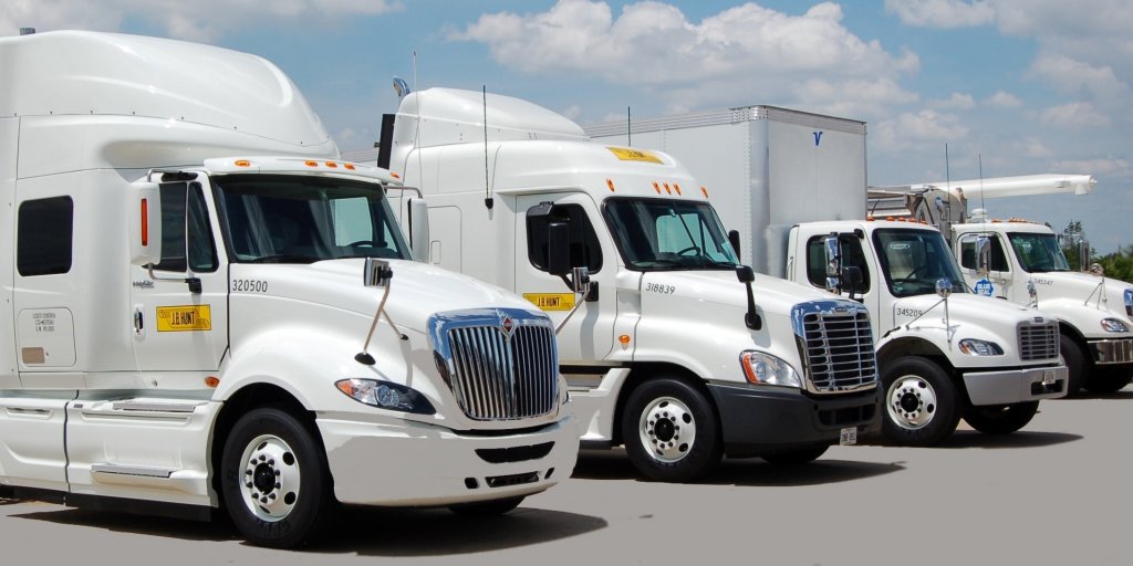 J.B. Hunt Recognizes 77 Safe Truck Drivers, 77 J.B. Hunt Truck Drivers Recognized for Safe Miles