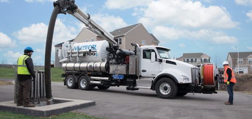 Vactor Manufacturing﻿ Truck with Workers