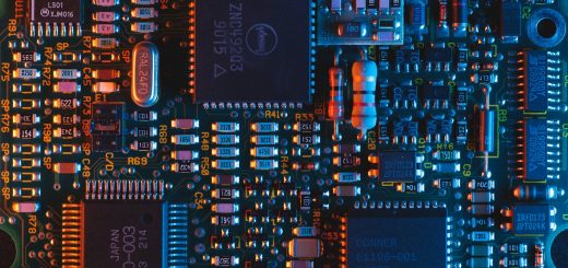 PCB circuit board of electronic device - Photo by Umberto on Unsplash