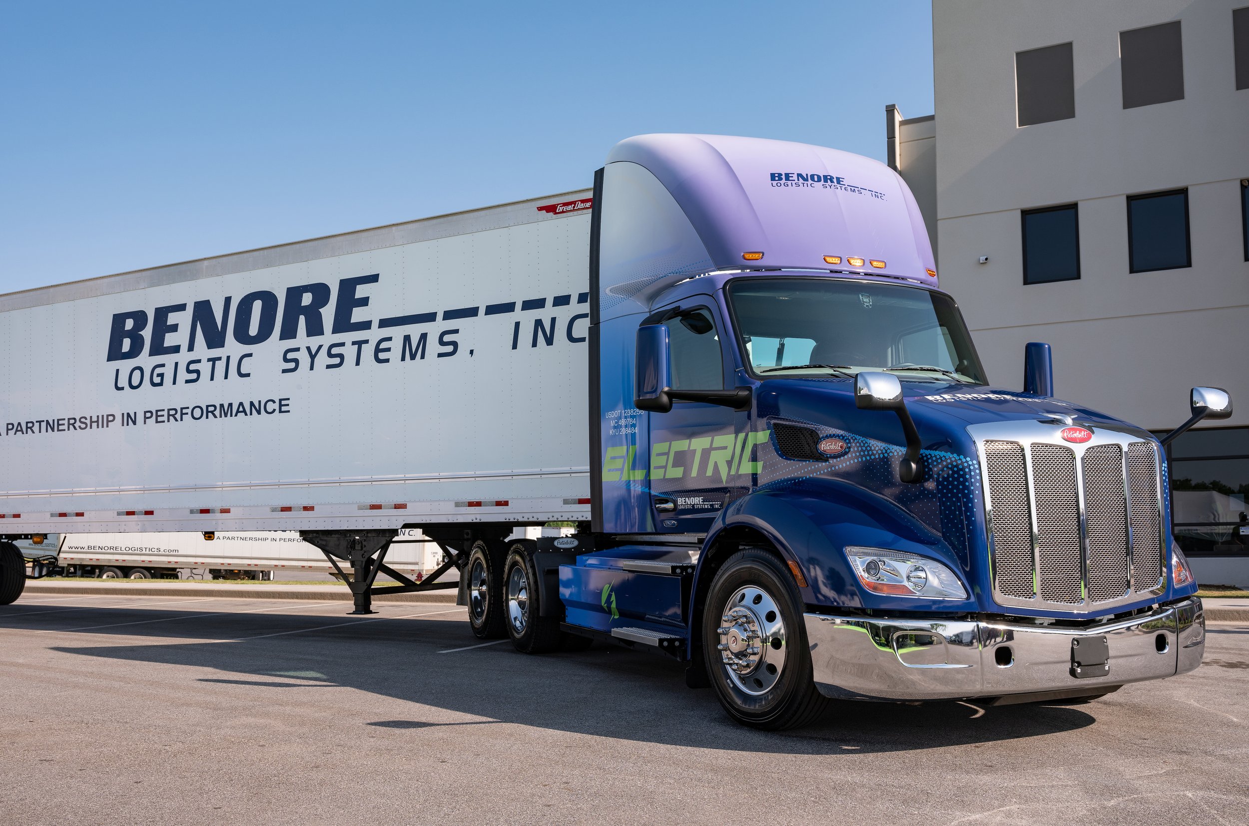 Benore Logistic Systems Electric Peterbilt
